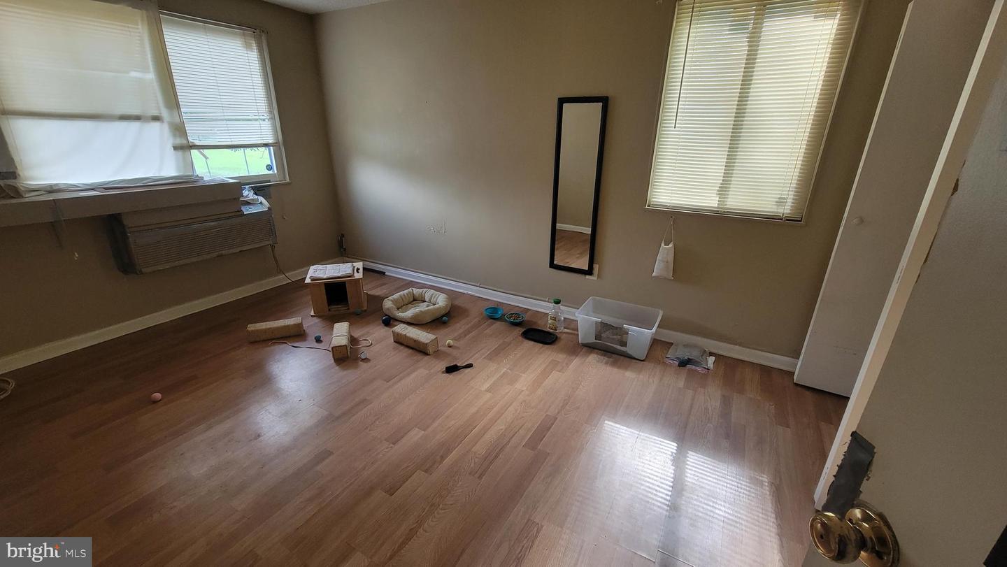 1907 GOOD HOPE RD SE #109, WASHINGTON, District Of Columbia 20020, 2 Bedrooms Bedrooms, ,1 BathroomBathrooms,Residential,For sale,1907 GOOD HOPE RD SE #109,DCDC2211700 MLS # DCDC2211700