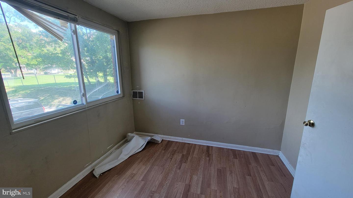1907 GOOD HOPE RD SE #109, WASHINGTON, District Of Columbia 20020, 2 Bedrooms Bedrooms, ,1 BathroomBathrooms,Residential,For sale,1907 GOOD HOPE RD SE #109,DCDC2211700 MLS # DCDC2211700