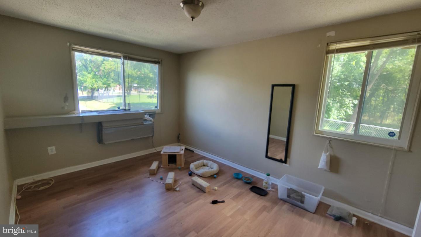 1907 GOOD HOPE RD SE #109, WASHINGTON, District Of Columbia 20020, 2 Bedrooms Bedrooms, ,1 BathroomBathrooms,Residential,For sale,1907 GOOD HOPE RD SE #109,DCDC2211700 MLS # DCDC2211700