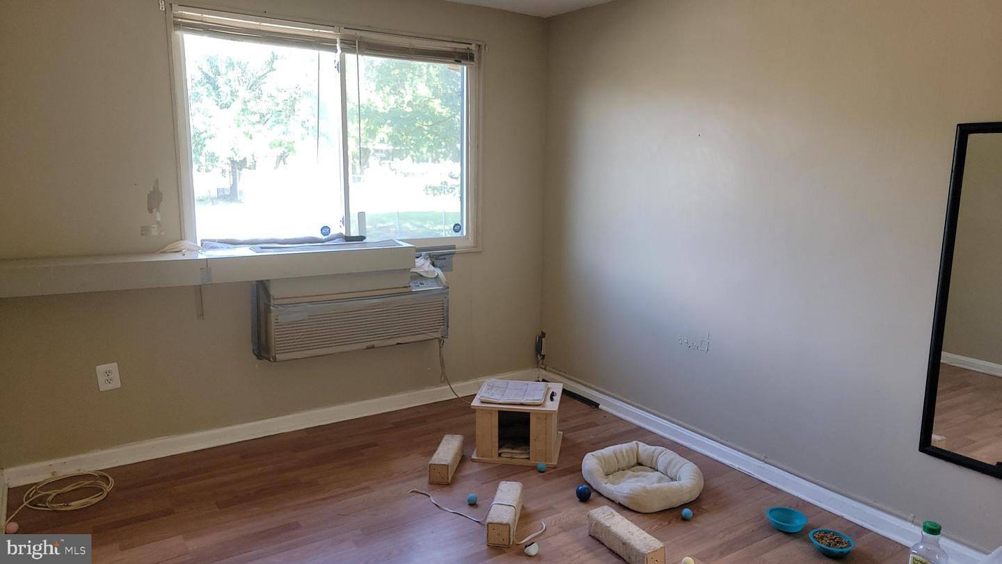 1907 GOOD HOPE RD SE #109, WASHINGTON, District Of Columbia 20020, 2 Bedrooms Bedrooms, ,1 BathroomBathrooms,Residential,For sale,1907 GOOD HOPE RD SE #109,DCDC2211700 MLS # DCDC2211700