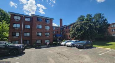 1907 GOOD HOPE RD SE #109, WASHINGTON, District Of Columbia 20020, 2 Bedrooms Bedrooms, ,1 BathroomBathrooms,Residential,For sale,1907 GOOD HOPE RD SE #109,DCDC2211700 MLS # DCDC2211700