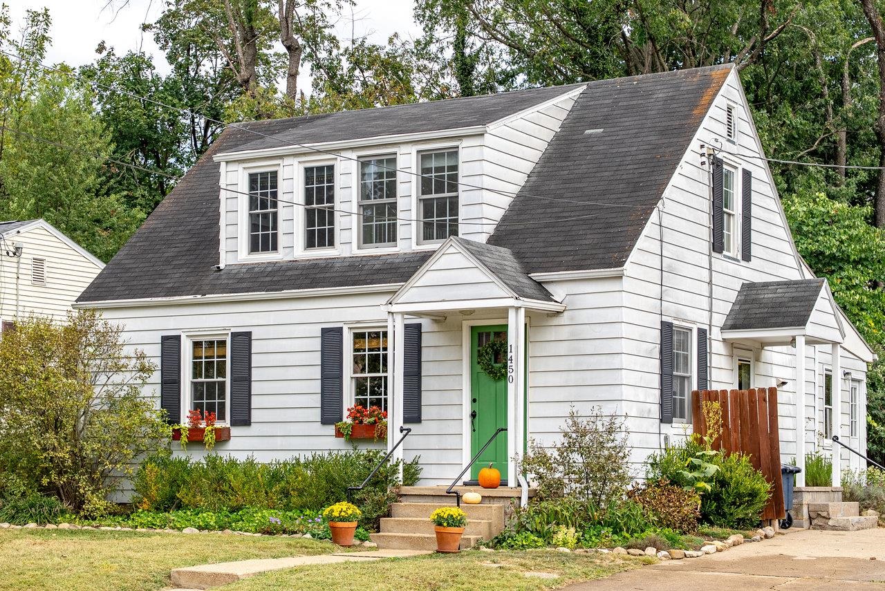 1450 VALLEY ST, HARRISONBURG, Virginia 22801, 3 Bedrooms Bedrooms, ,1 BathroomBathrooms,Residential,1450 VALLEY ST,669203 MLS # 669203