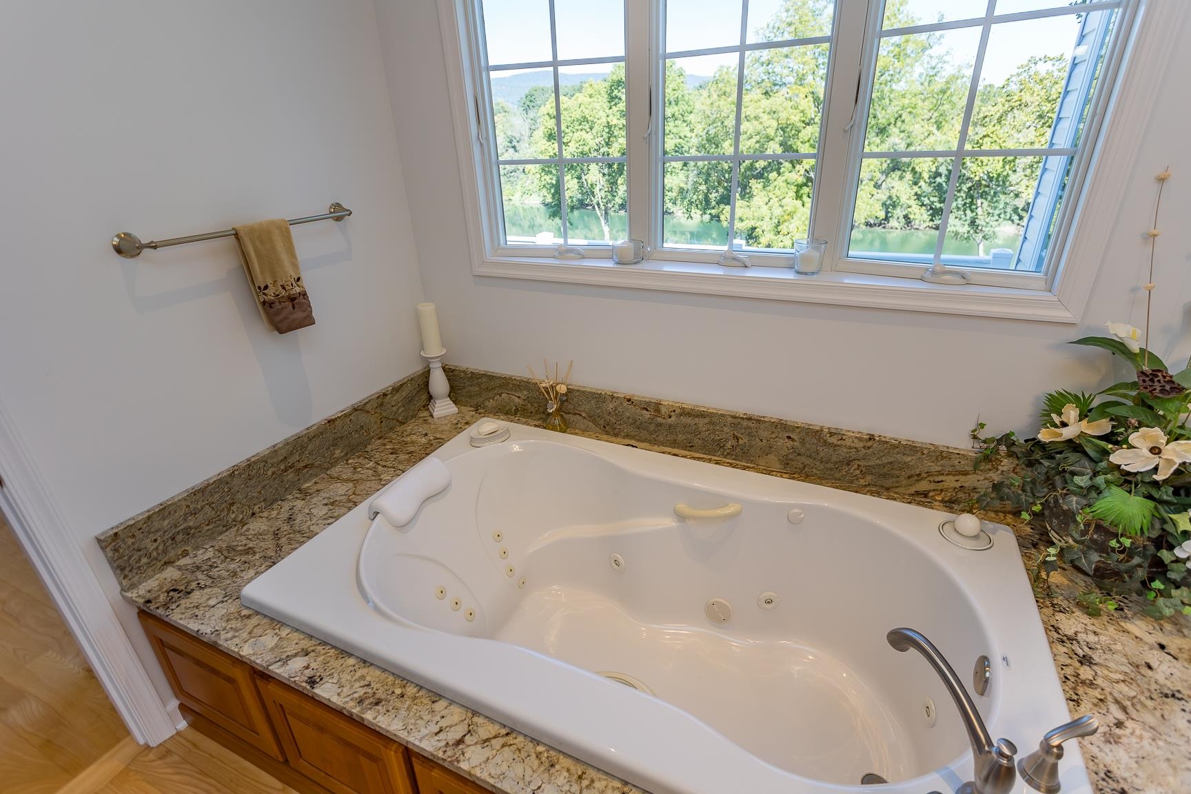 4348 PARK WAY, ELKTON, Virginia 22827, 3 Bedrooms Bedrooms, ,2 BathroomsBathrooms,Residential,4348 PARK WAY,669208 MLS # 669208