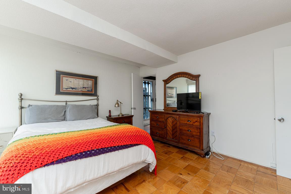1311 DELAWARE AVE SW #S732, WASHINGTON, District Of Columbia 20024, 2 Bedrooms Bedrooms, ,1 BathroomBathrooms,Residential,For sale,1311 DELAWARE AVE SW #S732,DCDC2214894 MLS # DCDC2214894 1311 DELAWARE AVE SW #S732, WASHINGTON, District Of Columbia 20024, 2 Bedrooms Bedrooms, ,1 BathroomBathrooms,Residential,For sale,1311 DELAWARE AVE SW #S732,DCDC2214894 MLS # DCDC2214894