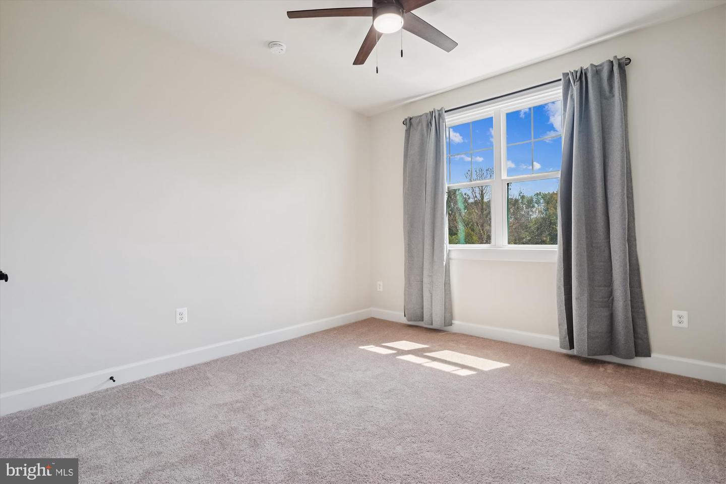 11903 BEAMER DR, SPOTSYLVANIA, Virginia 22551, 5 Bedrooms Bedrooms, ,4 BathroomsBathrooms,Residential,For sale,11903 BEAMER DR,VASP2035550 MLS # VASP2035550
