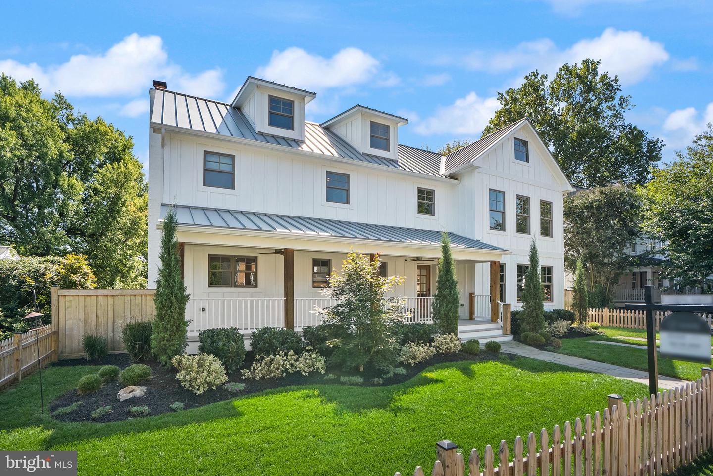6032 28TH ST N, ARLINGTON, Virginia 22207, 5 Bedrooms Bedrooms, ,4 BathroomsBathrooms,Residential,For sale,6032 28TH ST N,VAAR2062614 MLS # VAAR2062614