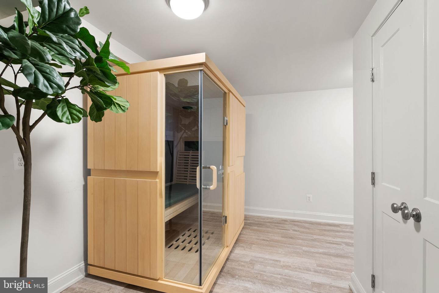 6032 28TH ST N, ARLINGTON, Virginia 22207, 5 Bedrooms Bedrooms, ,4 BathroomsBathrooms,Residential,For sale,6032 28TH ST N,VAAR2062614 MLS # VAAR2062614 6032 28TH ST N, ARLINGTON, Virginia 22207, 5 Bedrooms Bedrooms, ,4 BathroomsBathrooms,Residential,For sale,6032 28TH ST N,VAAR2062614 MLS # VAAR2062614