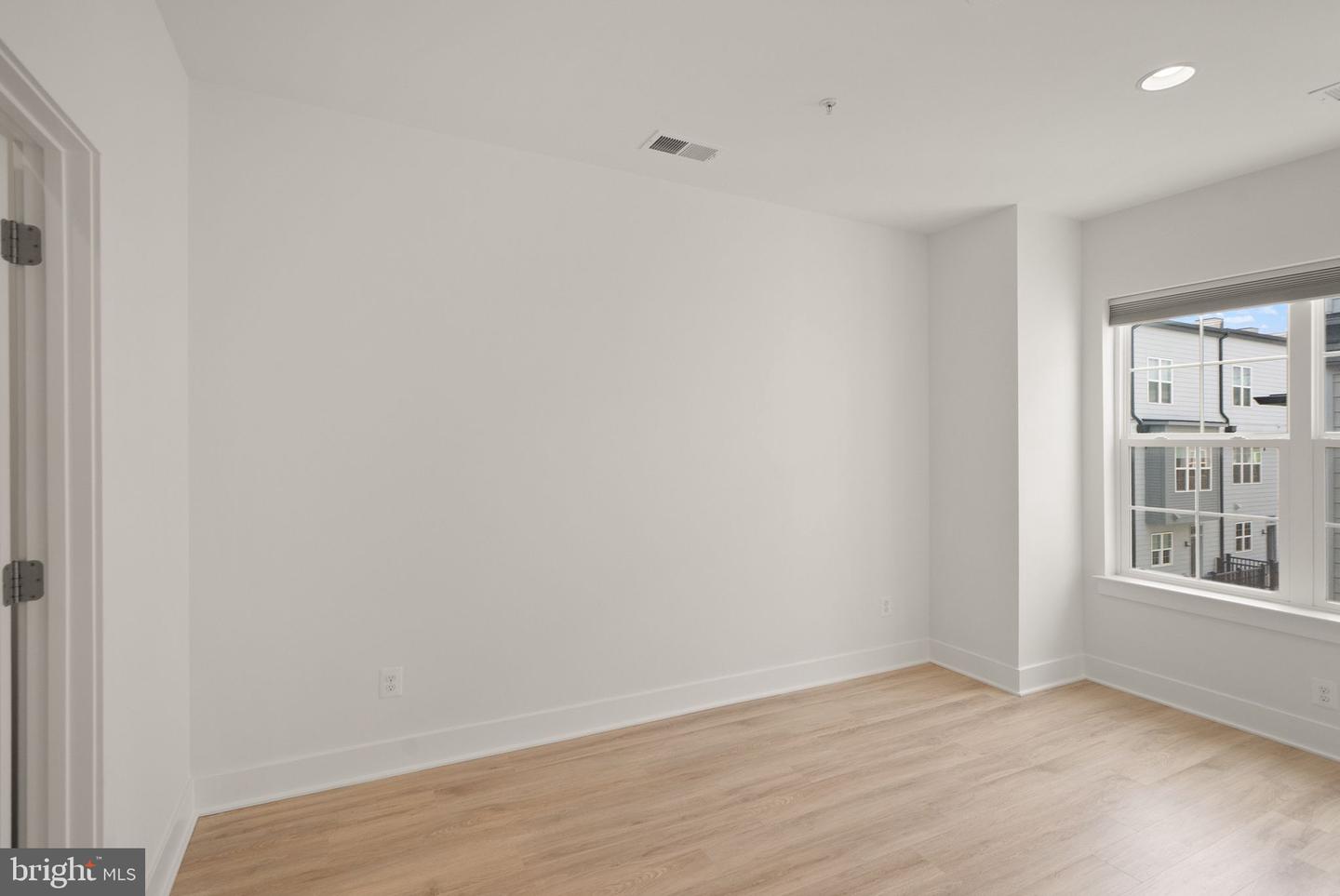 1862 MICHAEL FARADAY DR, RESTON, Virginia 20190, 3 Bedrooms Bedrooms, ,3 BathroomsBathrooms,Residential,For sale,1862 MICHAEL FARADAY DR,VAFX2263216 MLS # VAFX2263216