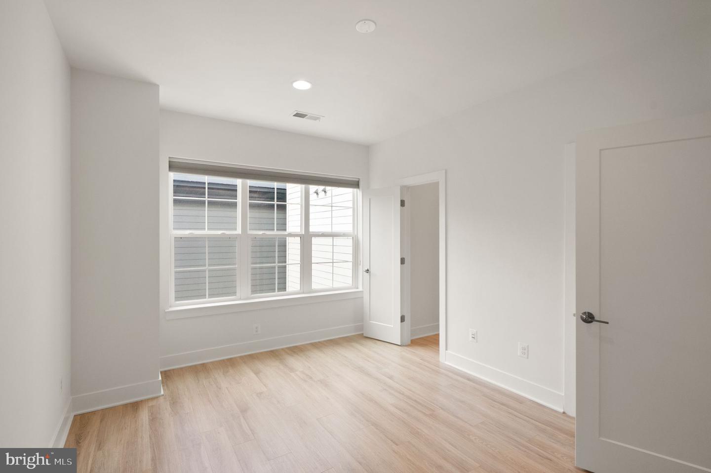 1862 MICHAEL FARADAY DR, RESTON, Virginia 20190, 3 Bedrooms Bedrooms, ,3 BathroomsBathrooms,Residential,For sale,1862 MICHAEL FARADAY DR,VAFX2263216 MLS # VAFX2263216