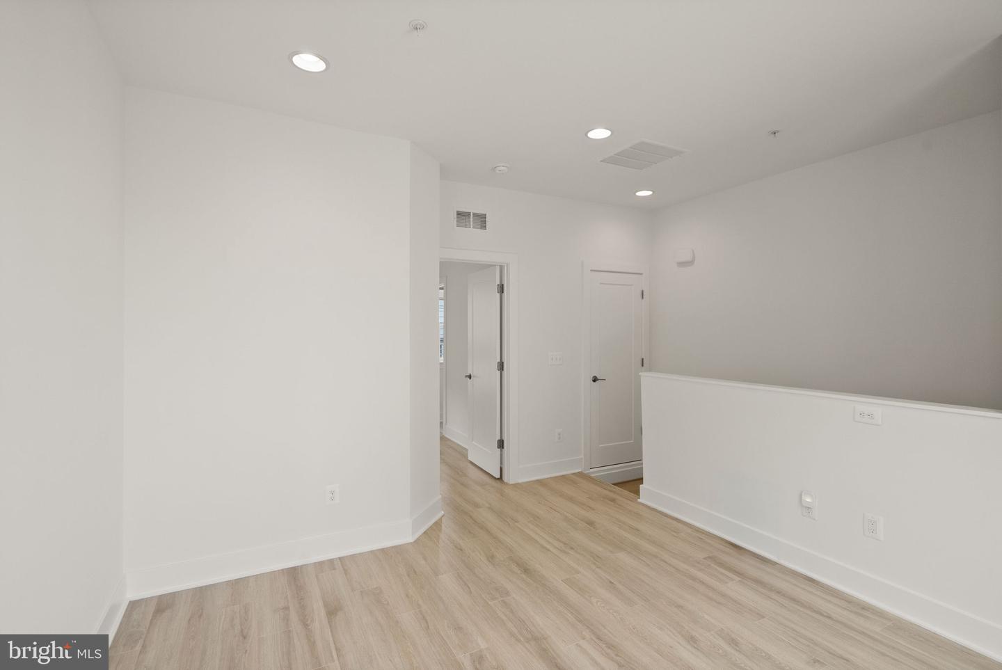 1862 MICHAEL FARADAY DR, RESTON, Virginia 20190, 3 Bedrooms Bedrooms, ,3 BathroomsBathrooms,Residential,For sale,1862 MICHAEL FARADAY DR,VAFX2263216 MLS # VAFX2263216