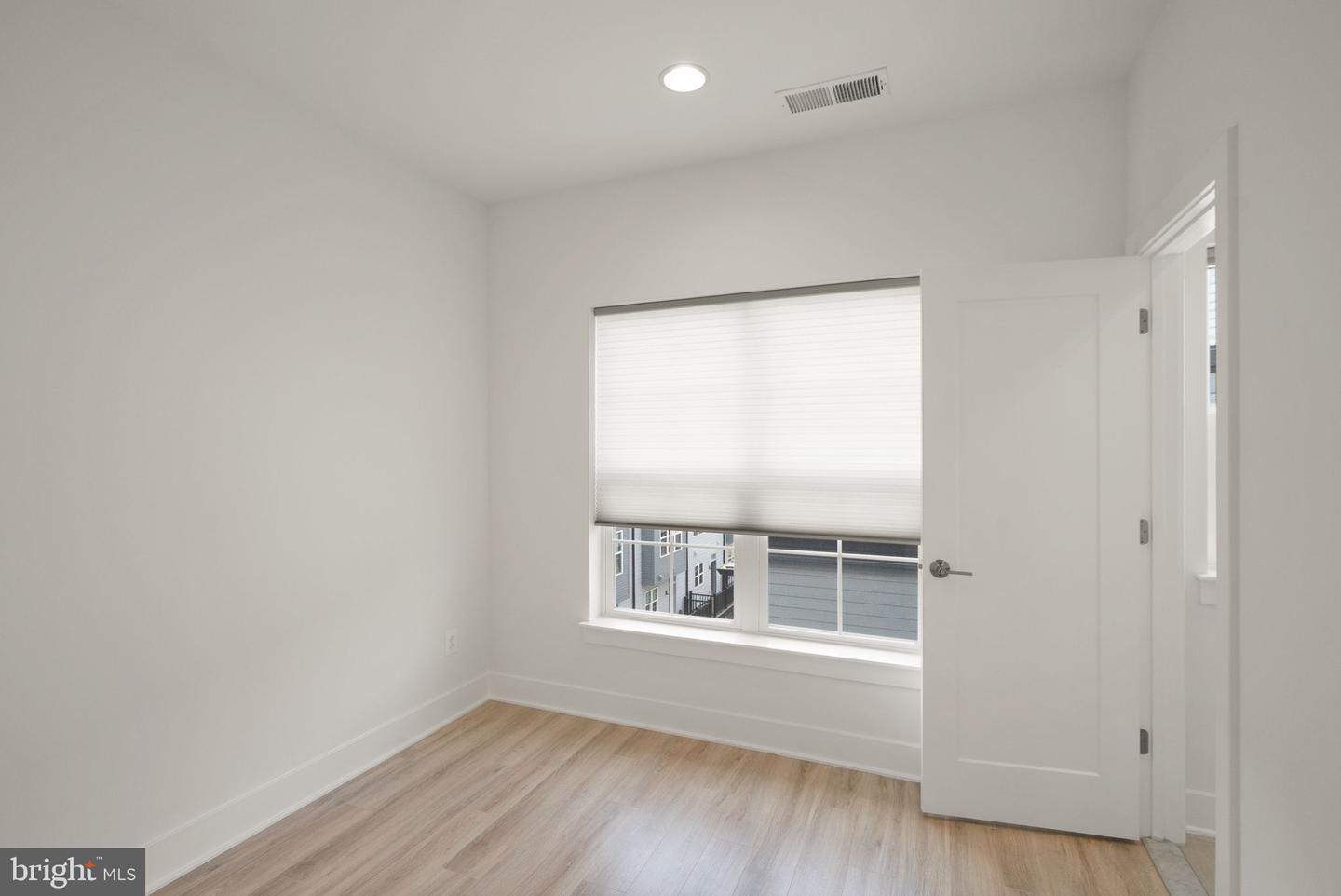 1862 MICHAEL FARADAY DR, RESTON, Virginia 20190, 3 Bedrooms Bedrooms, ,3 BathroomsBathrooms,Residential,For sale,1862 MICHAEL FARADAY DR,VAFX2263216 MLS # VAFX2263216