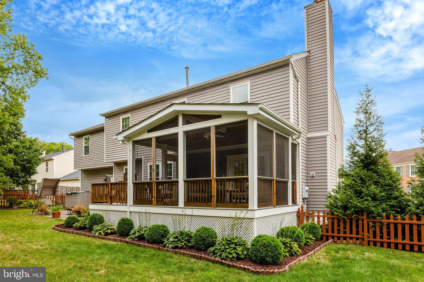 1472 KINGSVALE CIR, HERNDON, Virginia 20170, 5 Bedrooms Bedrooms, ,3 BathroomsBathrooms,Residential,For sale,1472 KINGSVALE CIR,VAFX2263460 MLS # VAFX2263460
