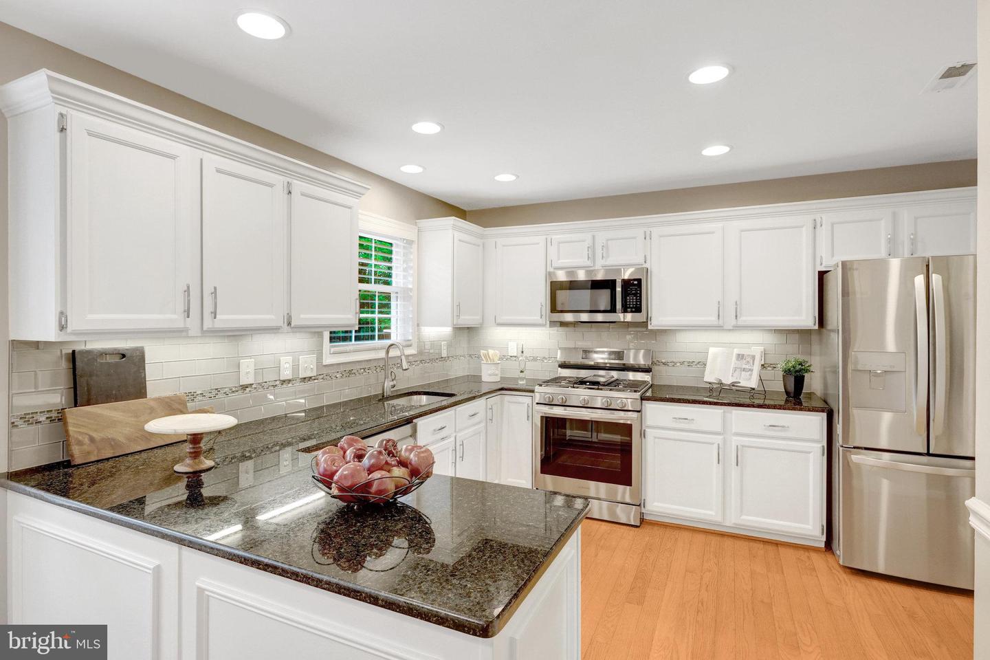1472 KINGSVALE CIR, HERNDON, Virginia 20170, 5 Bedrooms Bedrooms, ,3 BathroomsBathrooms,Residential,For sale,1472 KINGSVALE CIR,VAFX2263460 MLS # VAFX2263460