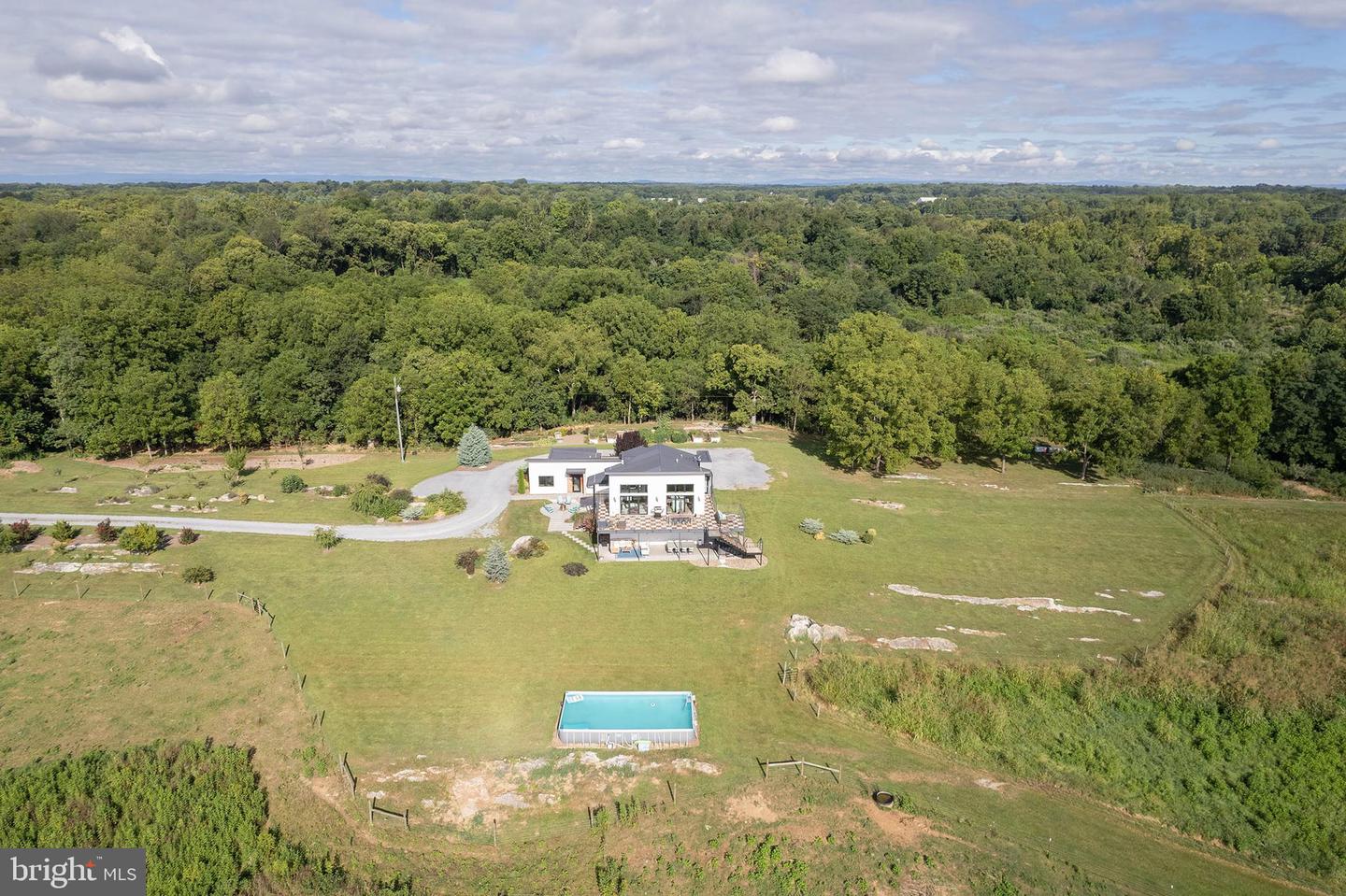 1744 LORD FAIRFAX HWY, BERRYVILLE, Virginia 22611, 4 Bedrooms Bedrooms, ,3 BathroomsBathrooms,Residential,For sale,1744 LORD FAIRFAX HWY,VACL2006002 MLS # VACL2006002