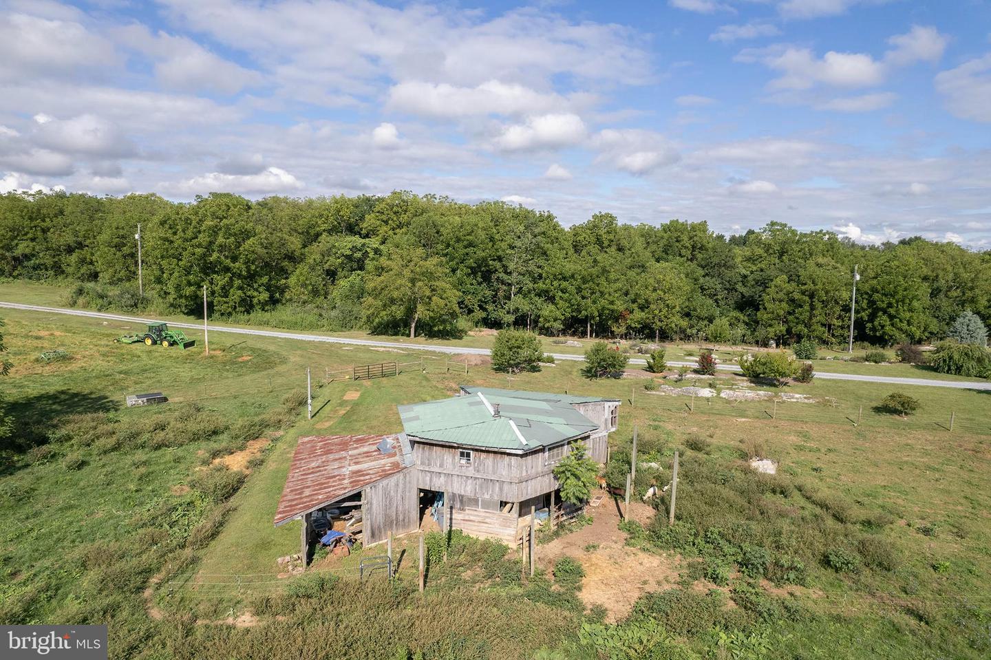 1744 LORD FAIRFAX HWY, BERRYVILLE, Virginia 22611, 4 Bedrooms Bedrooms, ,3 BathroomsBathrooms,Residential,For sale,1744 LORD FAIRFAX HWY,VACL2006002 MLS # VACL2006002