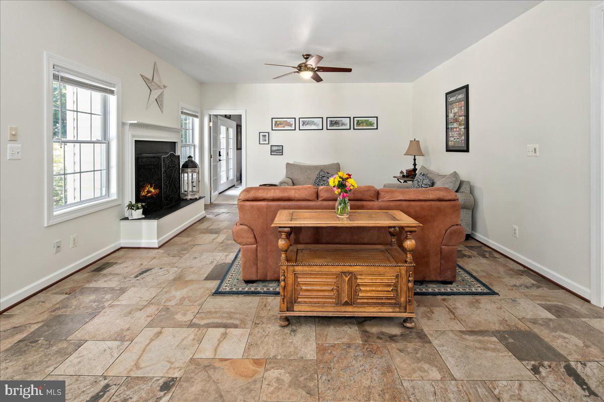 4112 FERRY LANDING RD, ALEXANDRIA, Virginia 22309, 4 Bedrooms Bedrooms, ,4 BathroomsBathrooms,Residential,For sale,4112 FERRY LANDING RD,VAFX2263810 MLS # VAFX2263810 4112 FERRY LANDING RD, ALEXANDRIA, Virginia 22309, 4 Bedrooms Bedrooms, ,4 BathroomsBathrooms,Residential,For sale,4112 FERRY LANDING RD,VAFX2263810 MLS # VAFX2263810