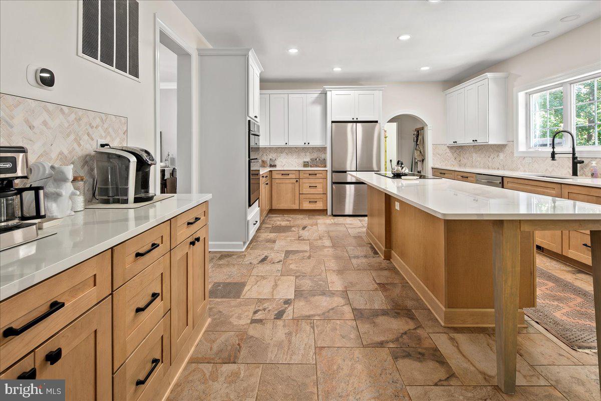 4112 FERRY LANDING RD, ALEXANDRIA, Virginia 22309, 4 Bedrooms Bedrooms, ,4 BathroomsBathrooms,Residential,For sale,4112 FERRY LANDING RD,VAFX2263810 MLS # VAFX2263810 4112 FERRY LANDING RD, ALEXANDRIA, Virginia 22309, 4 Bedrooms Bedrooms, ,4 BathroomsBathrooms,Residential,For sale,4112 FERRY LANDING RD,VAFX2263810 MLS # VAFX2263810