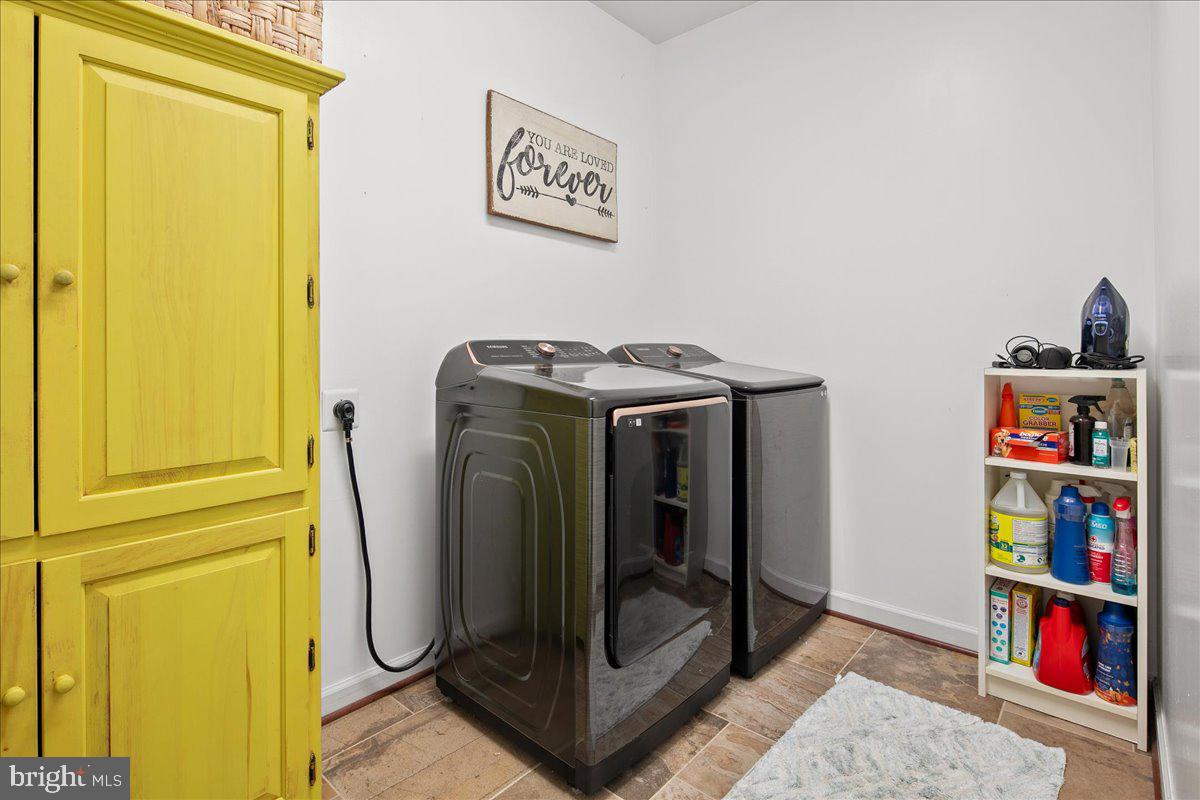 4112 FERRY LANDING RD, ALEXANDRIA, Virginia 22309, 4 Bedrooms Bedrooms, ,4 BathroomsBathrooms,Residential,For sale,4112 FERRY LANDING RD,VAFX2263810 MLS # VAFX2263810 4112 FERRY LANDING RD, ALEXANDRIA, Virginia 22309, 4 Bedrooms Bedrooms, ,4 BathroomsBathrooms,Residential,For sale,4112 FERRY LANDING RD,VAFX2263810 MLS # VAFX2263810