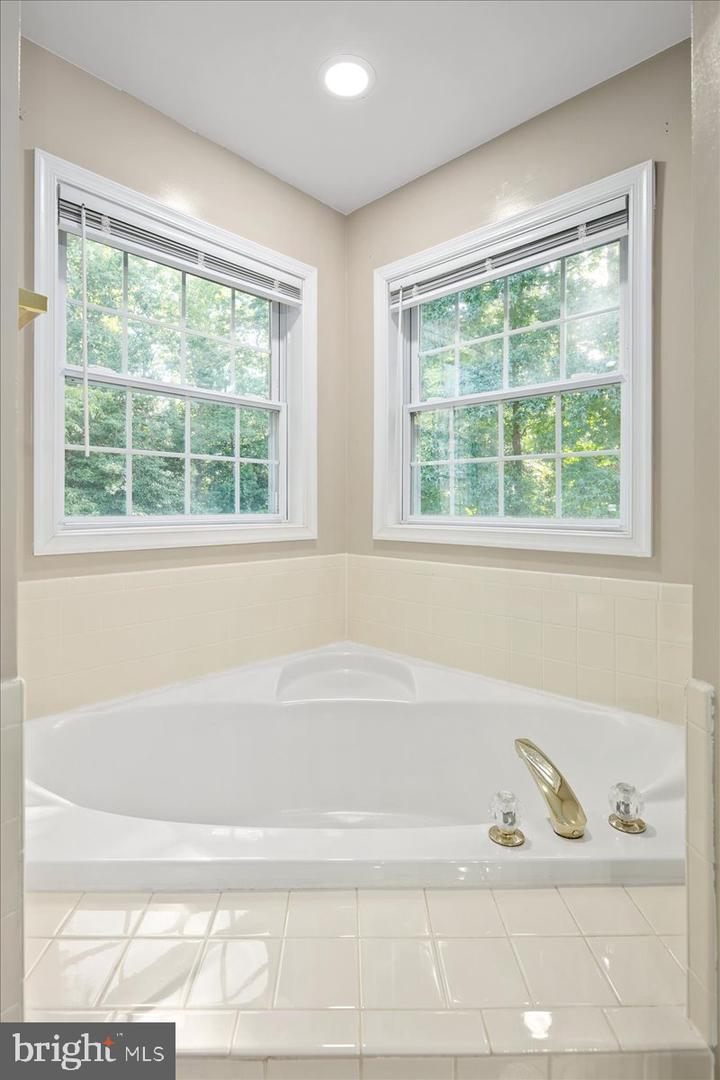 4112 FERRY LANDING RD, ALEXANDRIA, Virginia 22309, 4 Bedrooms Bedrooms, ,4 BathroomsBathrooms,Residential,For sale,4112 FERRY LANDING RD,VAFX2263810 MLS # VAFX2263810 4112 FERRY LANDING RD, ALEXANDRIA, Virginia 22309, 4 Bedrooms Bedrooms, ,4 BathroomsBathrooms,Residential,For sale,4112 FERRY LANDING RD,VAFX2263810 MLS # VAFX2263810