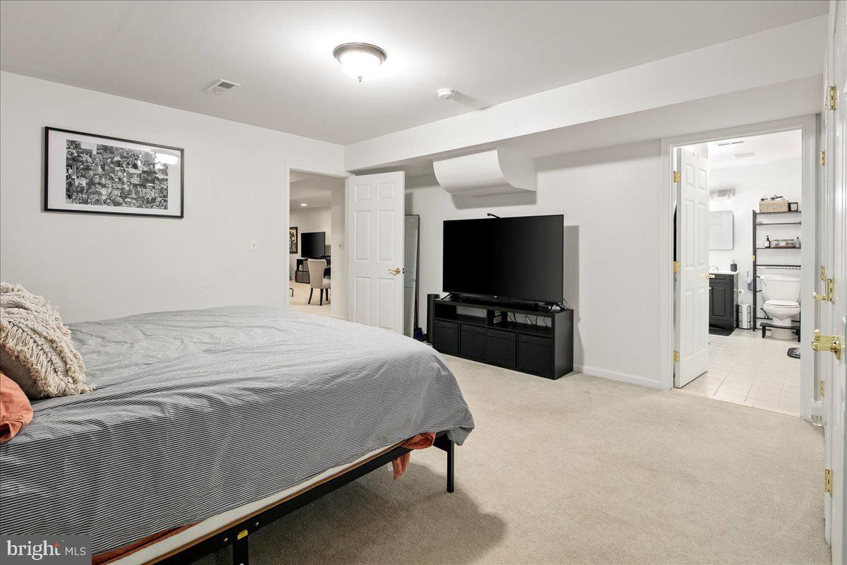 4112 FERRY LANDING RD, ALEXANDRIA, Virginia 22309, 4 Bedrooms Bedrooms, ,4 BathroomsBathrooms,Residential,For sale,4112 FERRY LANDING RD,VAFX2263810 MLS # VAFX2263810 4112 FERRY LANDING RD, ALEXANDRIA, Virginia 22309, 4 Bedrooms Bedrooms, ,4 BathroomsBathrooms,Residential,For sale,4112 FERRY LANDING RD,VAFX2263810 MLS # VAFX2263810