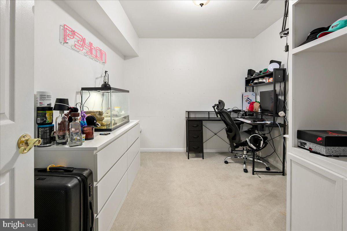 4112 FERRY LANDING RD, ALEXANDRIA, Virginia 22309, 4 Bedrooms Bedrooms, ,4 BathroomsBathrooms,Residential,For sale,4112 FERRY LANDING RD,VAFX2263810 MLS # VAFX2263810 4112 FERRY LANDING RD, ALEXANDRIA, Virginia 22309, 4 Bedrooms Bedrooms, ,4 BathroomsBathrooms,Residential,For sale,4112 FERRY LANDING RD,VAFX2263810 MLS # VAFX2263810