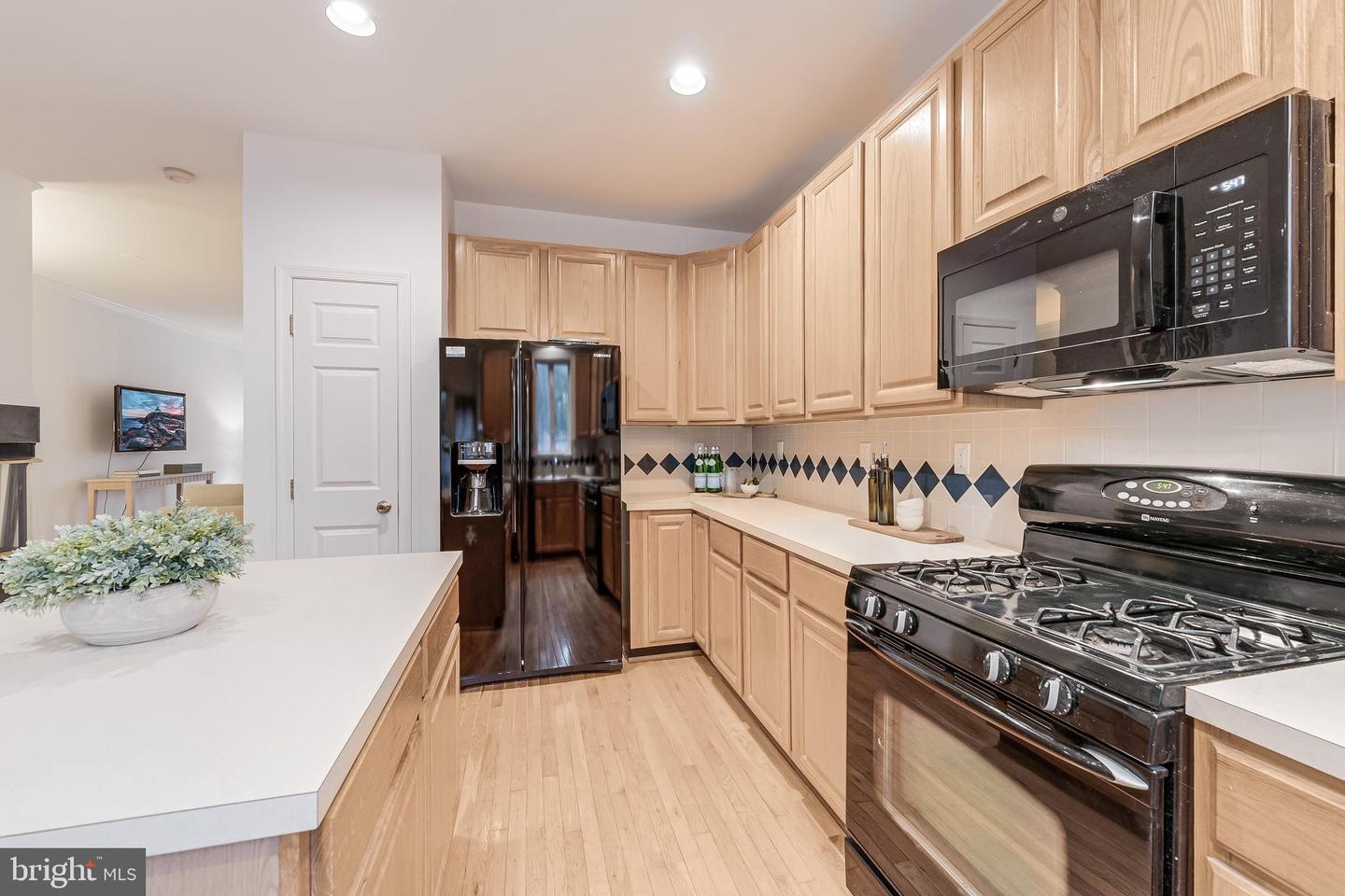 13323 ZACHARY TAYLOR CIR, HERNDON, Virginia 20171, 3 Bedrooms Bedrooms, ,2 BathroomsBathrooms,Residential,For sale,13323 ZACHARY TAYLOR CIR,VAFX2263892 MLS # VAFX2263892