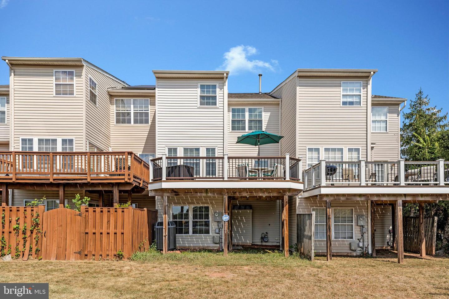 44211 TIPPECANOE TER, ASHBURN, Virginia 20147, 3 Bedrooms Bedrooms, ,2 BathroomsBathrooms,Residential,For sale,44211 TIPPECANOE TER,VALO2105614 MLS # VALO2105614