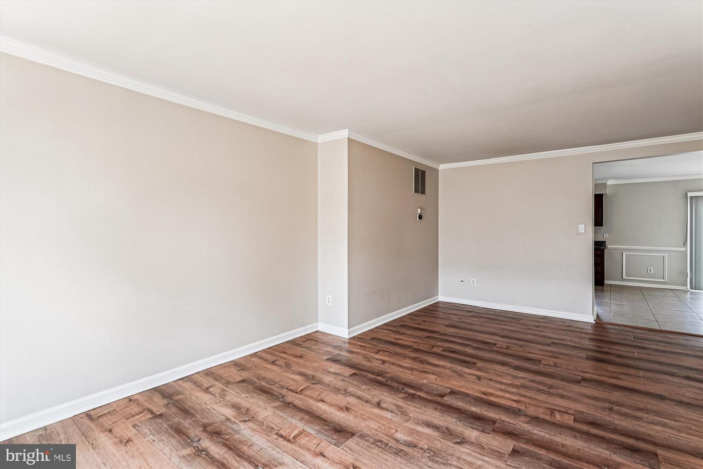 146 HAMPSHIRE SQ SW, LEESBURG, Virginia 20175, 3 Bedrooms Bedrooms, ,2 BathroomsBathrooms,Residential,For sale,146 HAMPSHIRE SQ SW,VALO2105698 MLS # VALO2105698 146 HAMPSHIRE SQ SW, LEESBURG, Virginia 20175, 3 Bedrooms Bedrooms, ,2 BathroomsBathrooms,Residential,For sale,146 HAMPSHIRE SQ SW,VALO2105698 MLS # VALO2105698