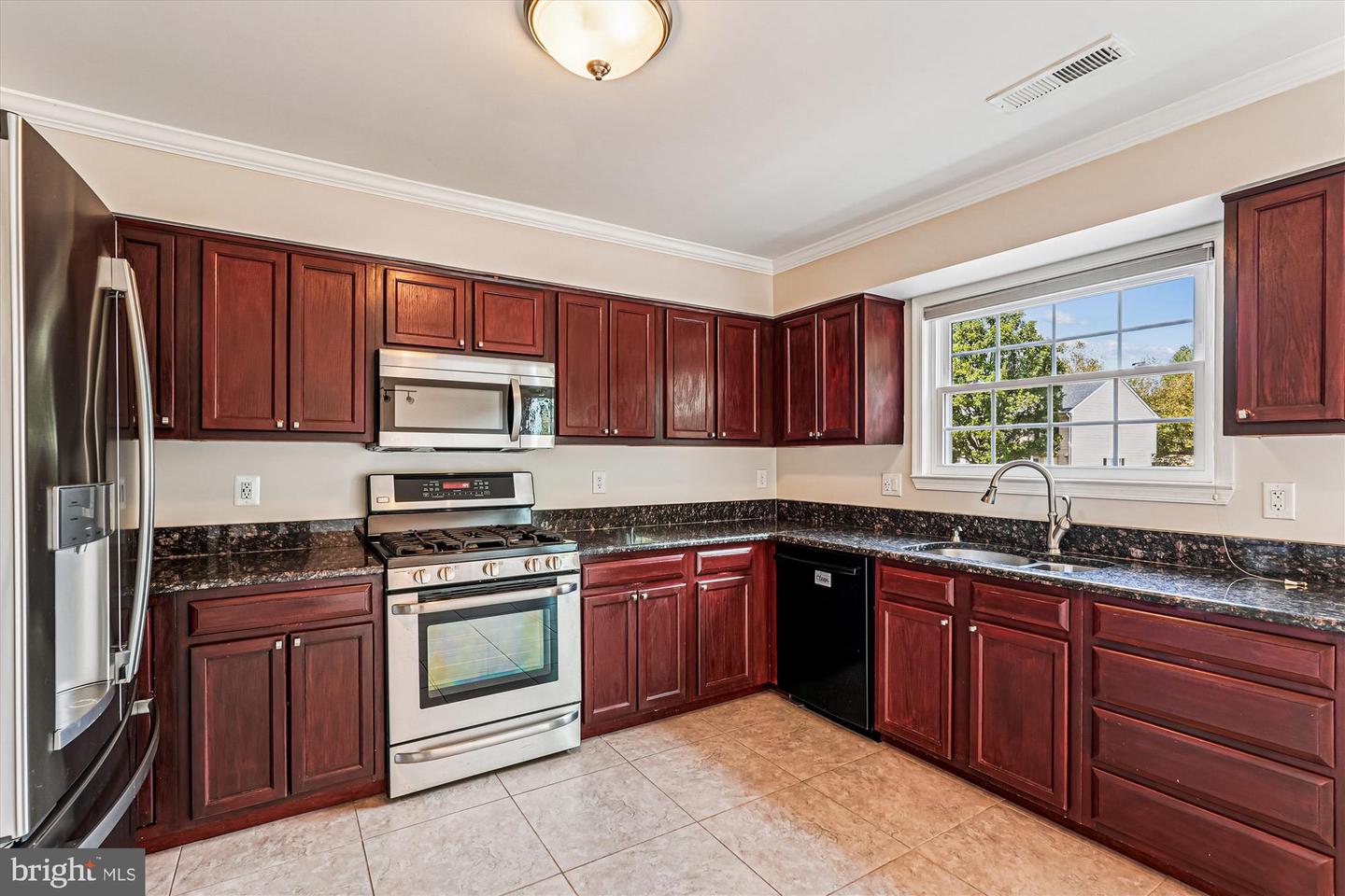 146 HAMPSHIRE SQ SW, LEESBURG, Virginia 20175, 3 Bedrooms Bedrooms, ,2 BathroomsBathrooms,Residential,For sale,146 HAMPSHIRE SQ SW,VALO2105698 MLS # VALO2105698 146 HAMPSHIRE SQ SW, LEESBURG, Virginia 20175, 3 Bedrooms Bedrooms, ,2 BathroomsBathrooms,Residential,For sale,146 HAMPSHIRE SQ SW,VALO2105698 MLS # VALO2105698