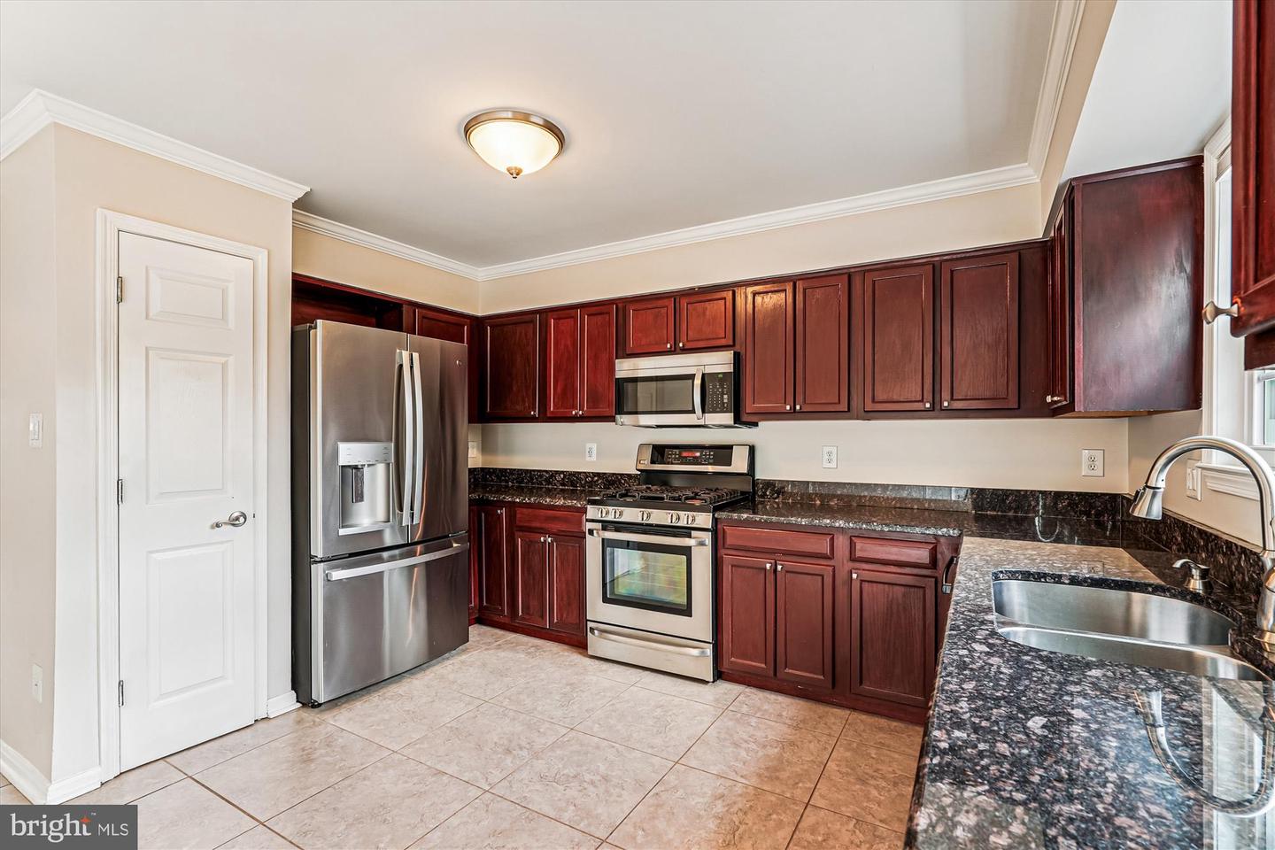 146 HAMPSHIRE SQ SW, LEESBURG, Virginia 20175, 3 Bedrooms Bedrooms, ,2 BathroomsBathrooms,Residential,For sale,146 HAMPSHIRE SQ SW,VALO2105698 MLS # VALO2105698 146 HAMPSHIRE SQ SW, LEESBURG, Virginia 20175, 3 Bedrooms Bedrooms, ,2 BathroomsBathrooms,Residential,For sale,146 HAMPSHIRE SQ SW,VALO2105698 MLS # VALO2105698