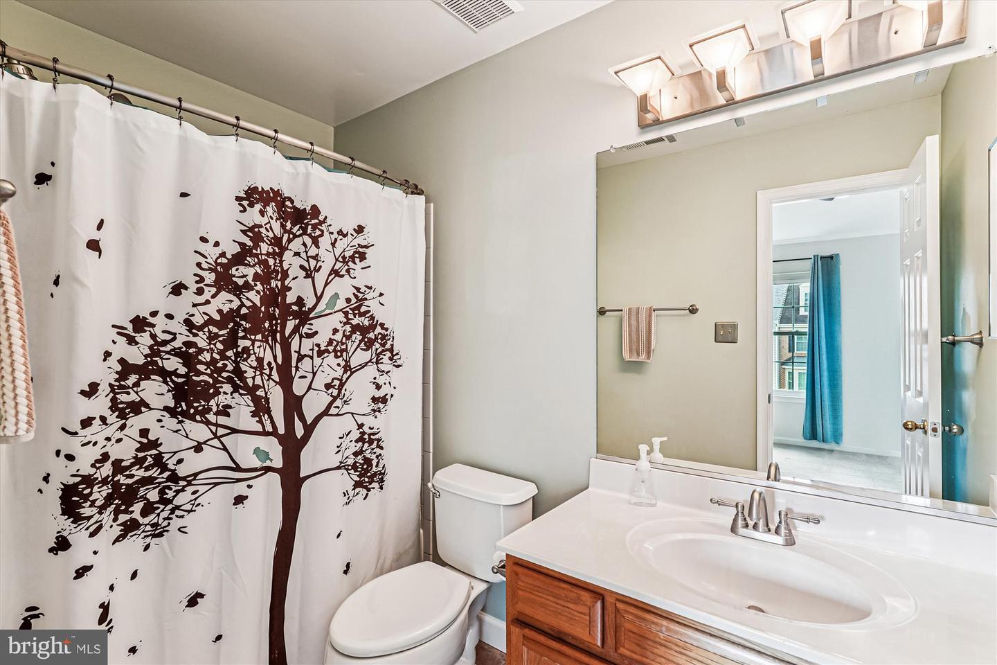 146 HAMPSHIRE SQ SW, LEESBURG, Virginia 20175, 3 Bedrooms Bedrooms, ,2 BathroomsBathrooms,Residential,For sale,146 HAMPSHIRE SQ SW,VALO2105698 MLS # VALO2105698 146 HAMPSHIRE SQ SW, LEESBURG, Virginia 20175, 3 Bedrooms Bedrooms, ,2 BathroomsBathrooms,Residential,For sale,146 HAMPSHIRE SQ SW,VALO2105698 MLS # VALO2105698