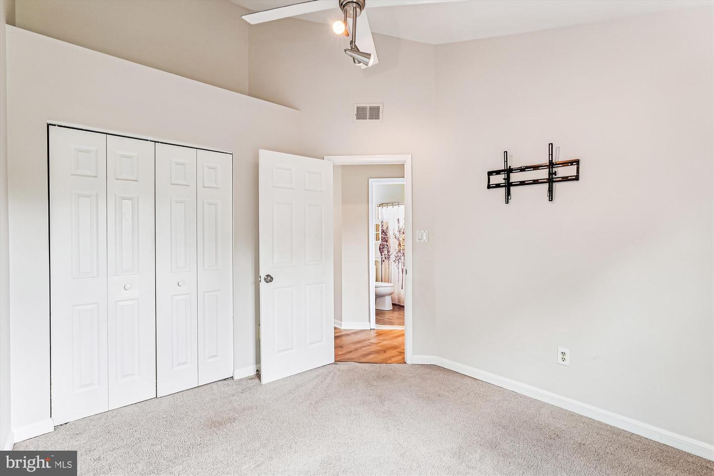 146 HAMPSHIRE SQ SW, LEESBURG, Virginia 20175, 3 Bedrooms Bedrooms, ,2 BathroomsBathrooms,Residential,For sale,146 HAMPSHIRE SQ SW,VALO2105698 MLS # VALO2105698 146 HAMPSHIRE SQ SW, LEESBURG, Virginia 20175, 3 Bedrooms Bedrooms, ,2 BathroomsBathrooms,Residential,For sale,146 HAMPSHIRE SQ SW,VALO2105698 MLS # VALO2105698