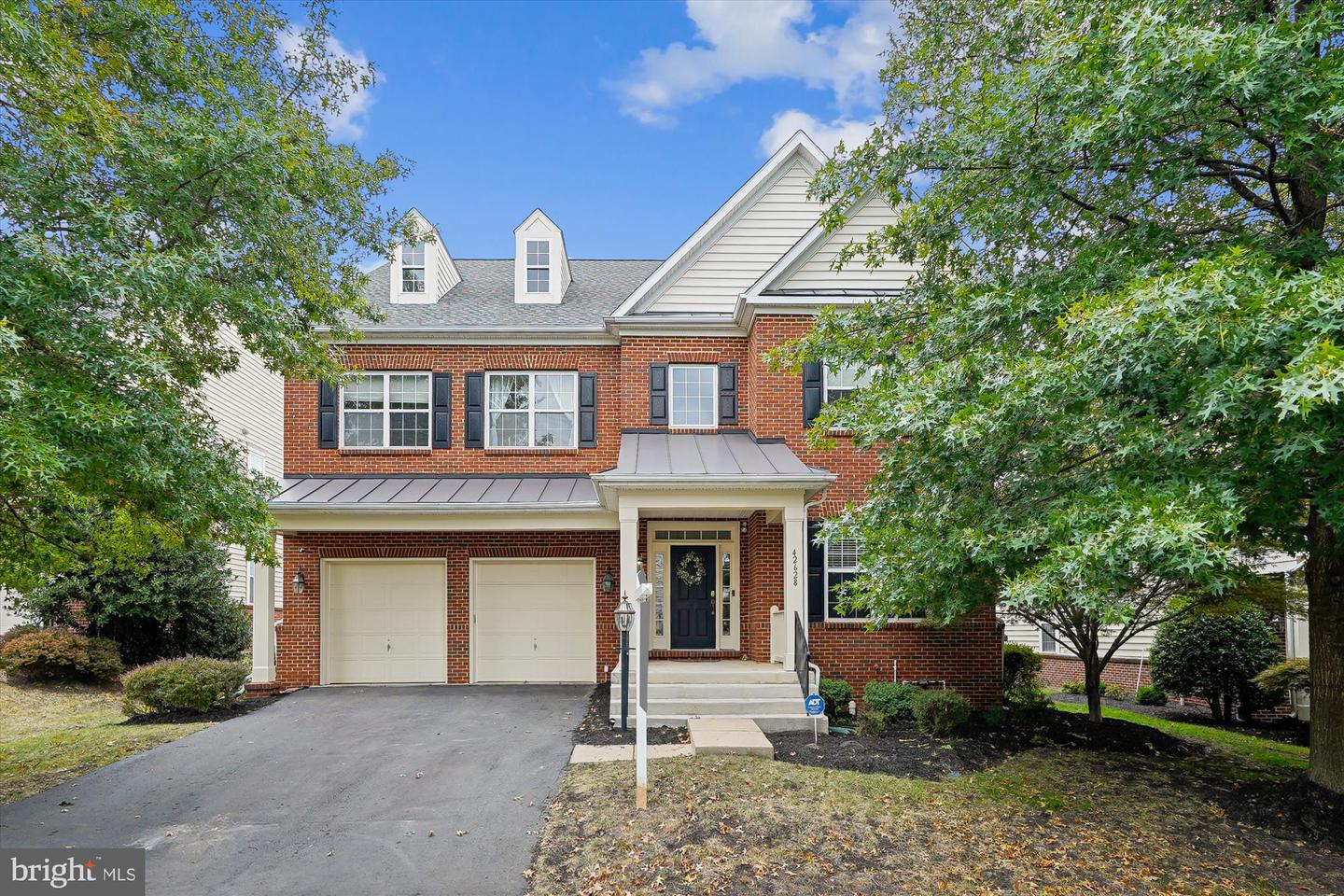 42628 EMPEROR DR, BRAMBLETON, Virginia 20148, 4 Bedrooms Bedrooms, ,3 BathroomsBathrooms,Residential,For sale,42628 EMPEROR DR,VALO2105786 MLS # VALO2105786