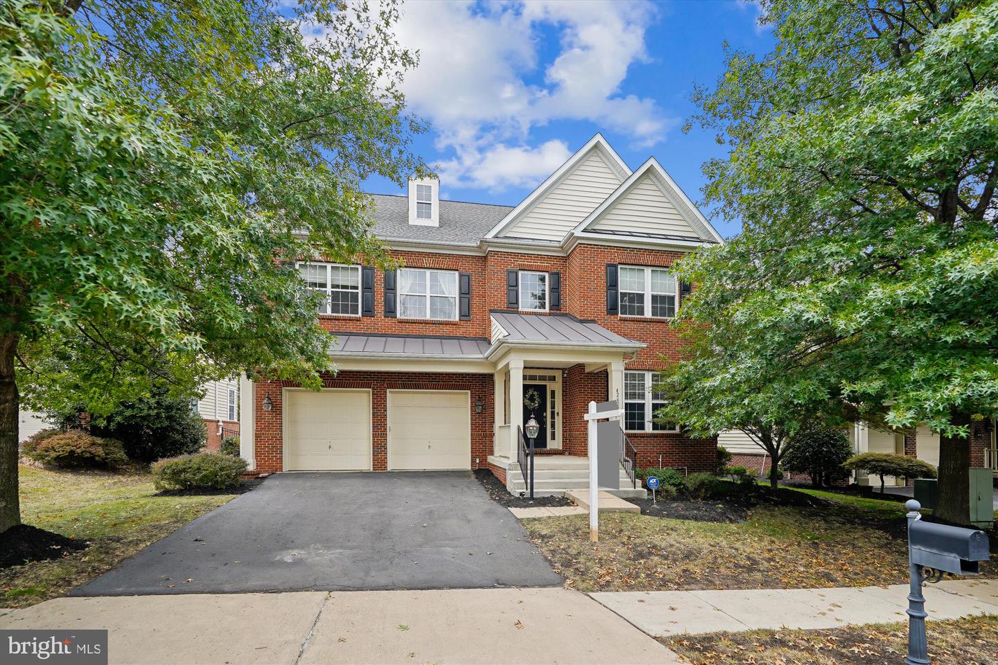 42628 EMPEROR DR, BRAMBLETON, Virginia 20148, 4 Bedrooms Bedrooms, ,3 BathroomsBathrooms,Residential,For sale,42628 EMPEROR DR,VALO2105786 MLS # VALO2105786