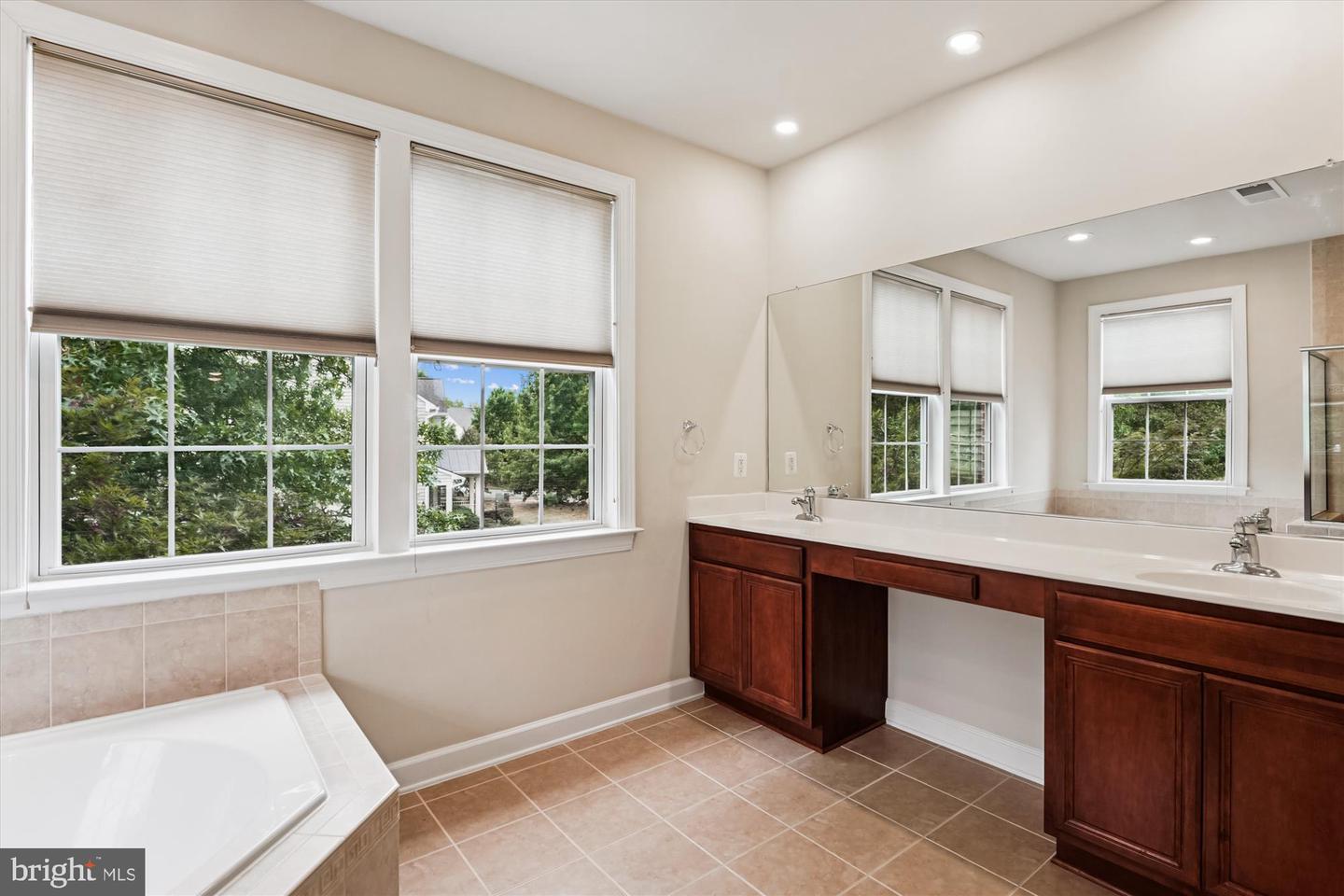 42628 EMPEROR DR, BRAMBLETON, Virginia 20148, 4 Bedrooms Bedrooms, ,3 BathroomsBathrooms,Residential,For sale,42628 EMPEROR DR,VALO2105786 MLS # VALO2105786