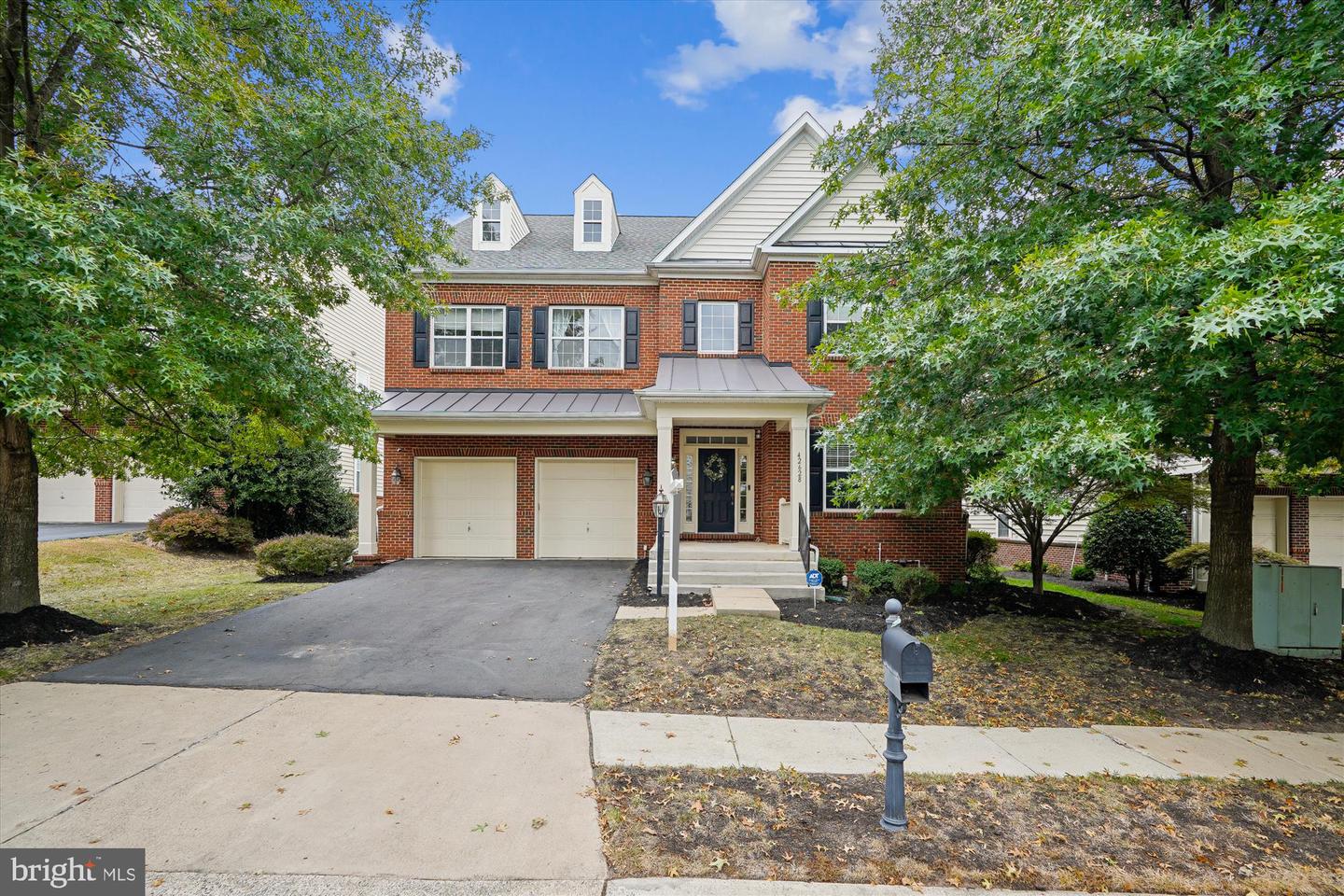 42628 EMPEROR DR, BRAMBLETON, Virginia 20148, 4 Bedrooms Bedrooms, ,3 BathroomsBathrooms,Residential,For sale,42628 EMPEROR DR,VALO2105786 MLS # VALO2105786