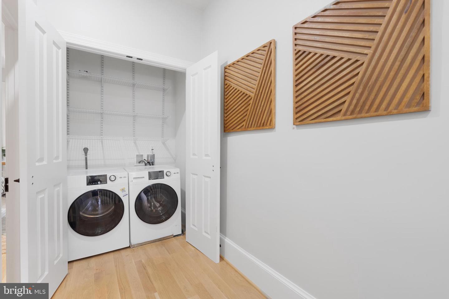 506 10TH ST SE, WASHINGTON, District Of Columbia 20003, 3 Bedrooms Bedrooms, ,2 BathroomsBathrooms,Residential,For sale,506 10TH ST SE,DCDC2218710 MLS # DCDC2218710