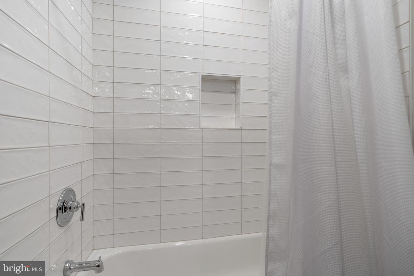 506 10TH ST SE, WASHINGTON, District Of Columbia 20003, 3 Bedrooms Bedrooms, ,2 BathroomsBathrooms,Residential,For sale,506 10TH ST SE,DCDC2218710 MLS # DCDC2218710