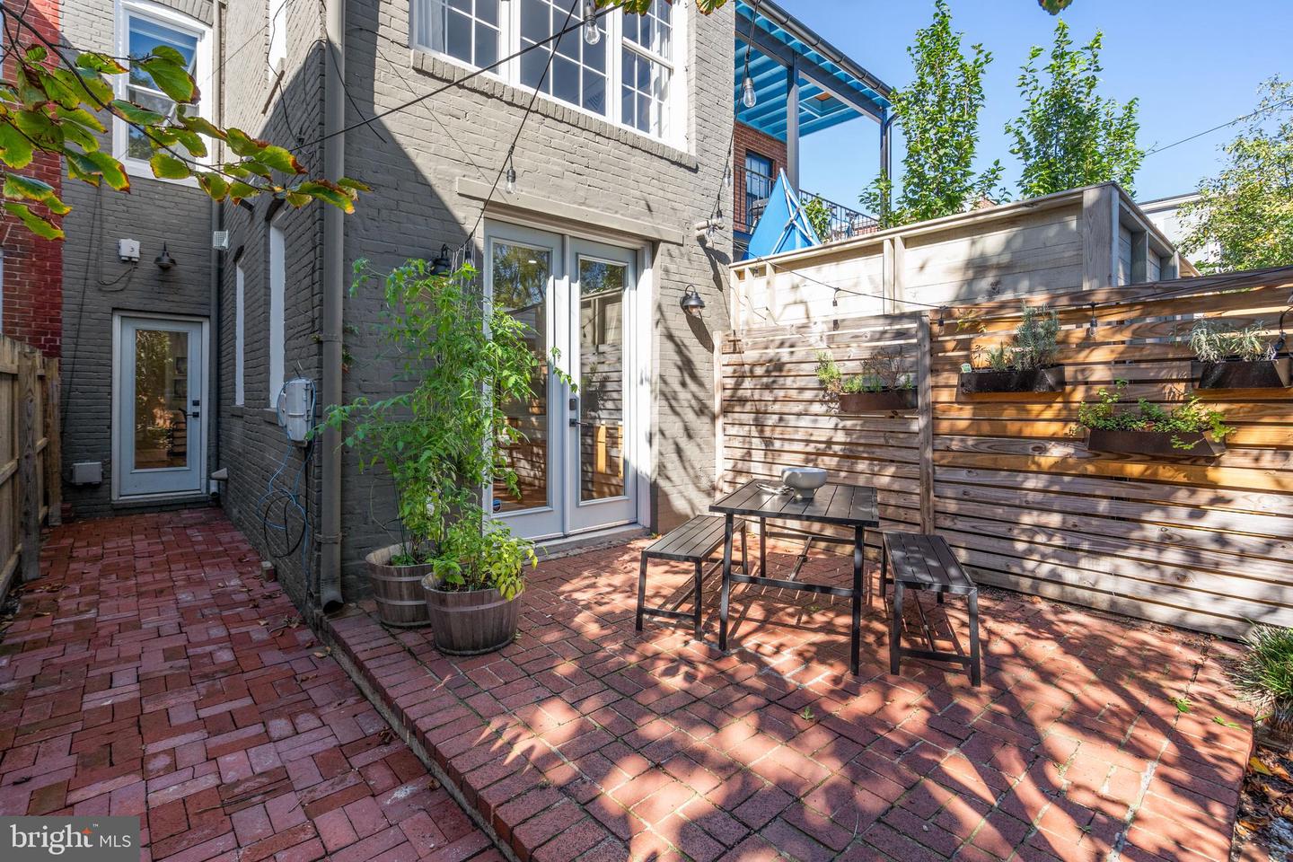 506 10TH ST SE, WASHINGTON, District Of Columbia 20003, 3 Bedrooms Bedrooms, ,2 BathroomsBathrooms,Residential,For sale,506 10TH ST SE,DCDC2218710 MLS # DCDC2218710