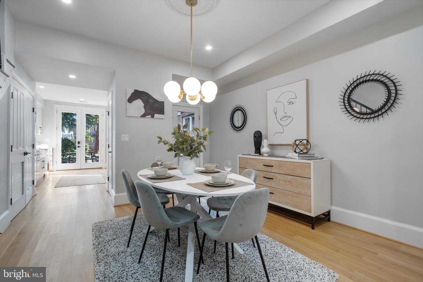 506 10TH ST SE, WASHINGTON, District Of Columbia 20003, 3 Bedrooms Bedrooms, ,2 BathroomsBathrooms,Residential,For sale,506 10TH ST SE,DCDC2218710 MLS # DCDC2218710