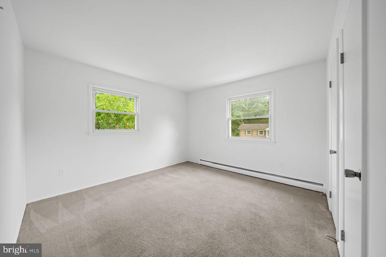14817 EMPIRE ST, WOODBRIDGE, Virginia 22193, 4 Bedrooms Bedrooms, ,2 BathroomsBathrooms,Residential,For sale,14817 EMPIRE ST,VAPW2103232 MLS # VAPW2103232