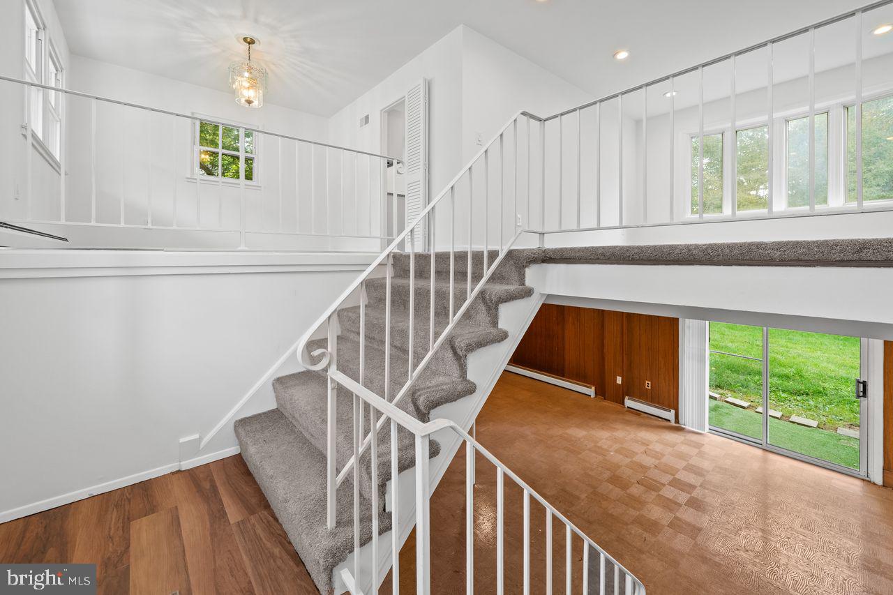 14817 EMPIRE ST, WOODBRIDGE, Virginia 22193, 4 Bedrooms Bedrooms, ,2 BathroomsBathrooms,Residential,For sale,14817 EMPIRE ST,VAPW2103232 MLS # VAPW2103232