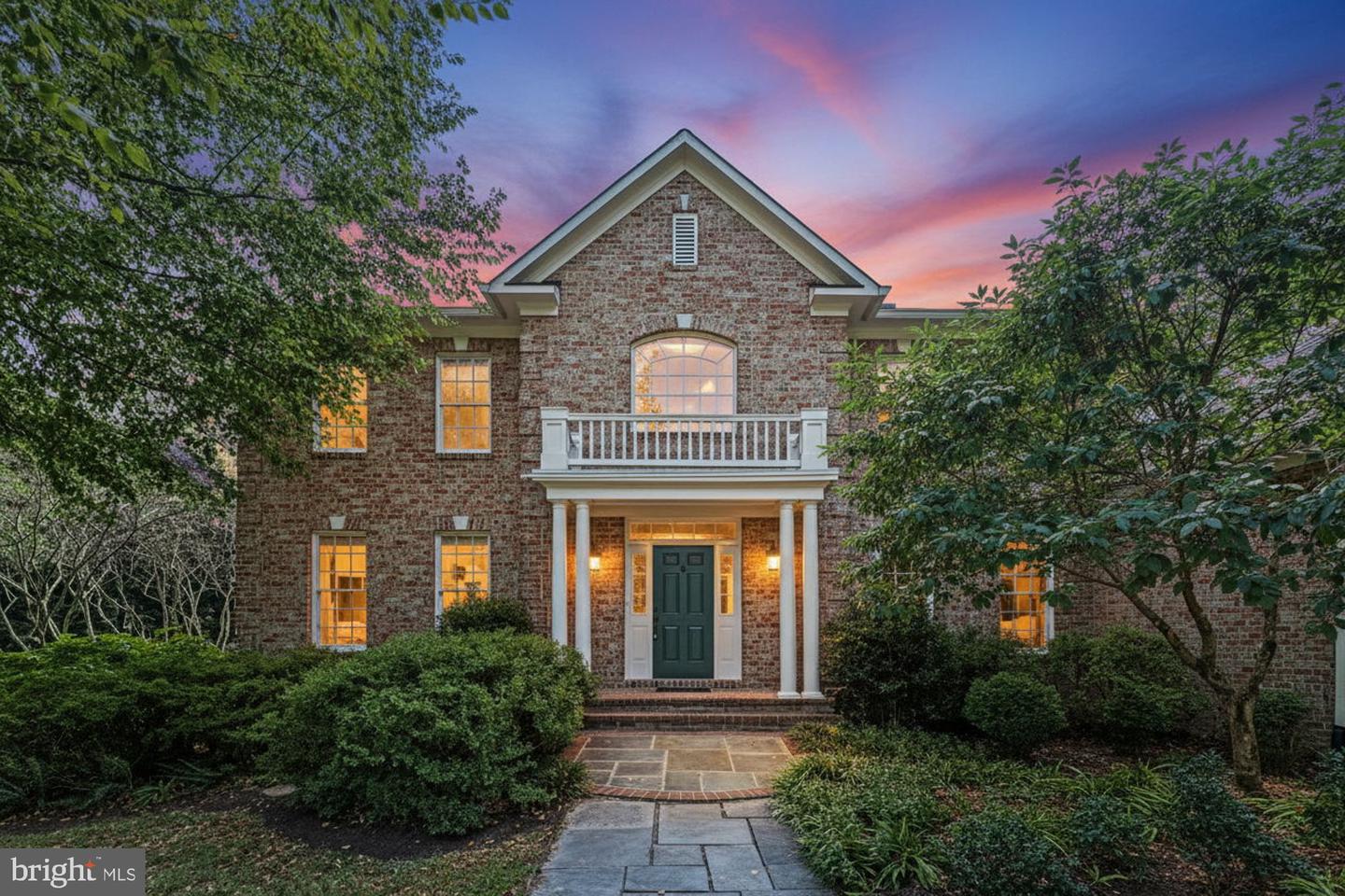 2953 BONDS RIDGE CT, OAKTON, Virginia 22124, 5 Bedrooms Bedrooms, ,4 BathroomsBathrooms,Residential,For sale,2953 BONDS RIDGE CT,VAFX2264968 MLS # VAFX2264968