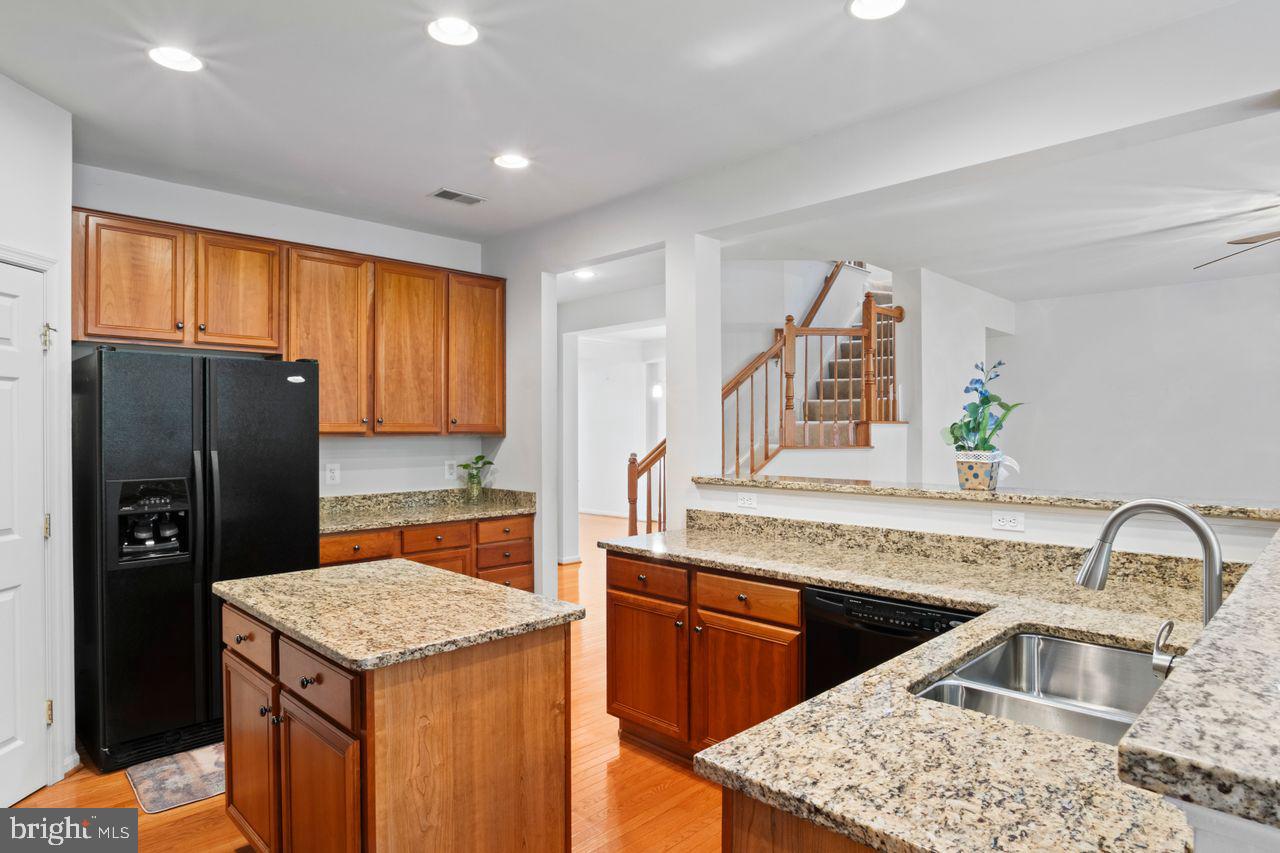 2620 CAST OFF LOOP, WOODBRIDGE, Virginia 22191, 6 Bedrooms Bedrooms, ,4 BathroomsBathrooms,Residential,For sale,2620 CAST OFF LOOP,VAPW2103320 MLS # VAPW2103320