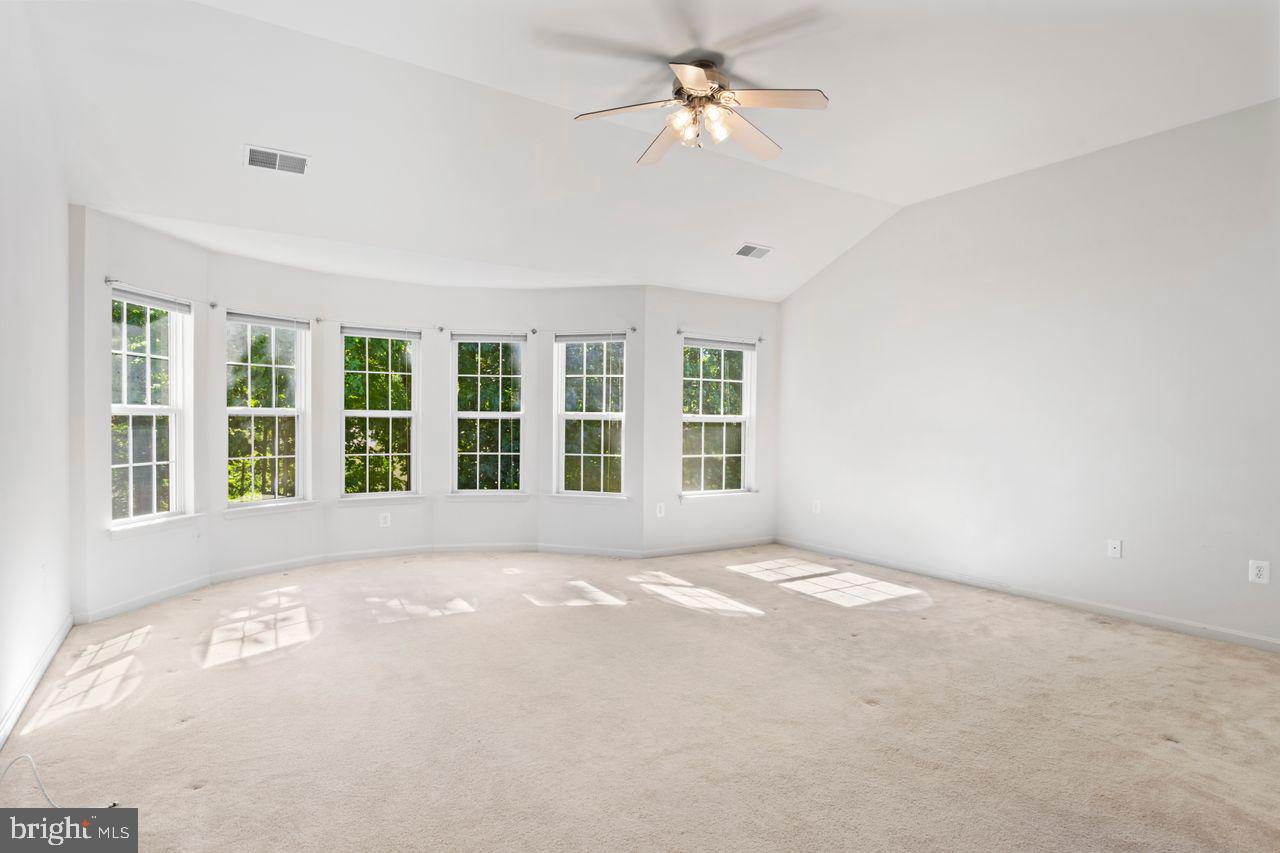 2620 CAST OFF LOOP, WOODBRIDGE, Virginia 22191, 6 Bedrooms Bedrooms, ,4 BathroomsBathrooms,Residential,For sale,2620 CAST OFF LOOP,VAPW2103320 MLS # VAPW2103320