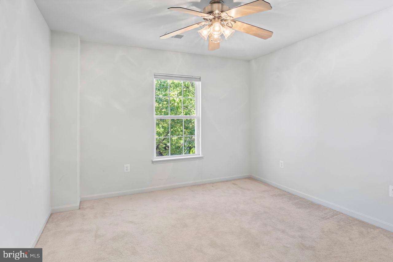 2620 CAST OFF LOOP, WOODBRIDGE, Virginia 22191, 6 Bedrooms Bedrooms, ,4 BathroomsBathrooms,Residential,For sale,2620 CAST OFF LOOP,VAPW2103320 MLS # VAPW2103320