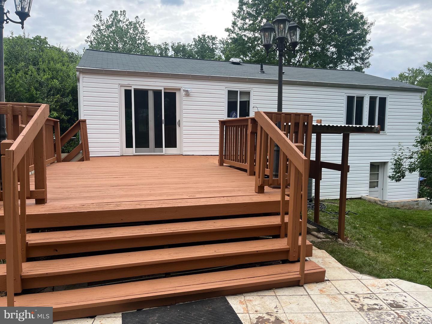 9323 KITE ST, BURKE, Virginia 22015, 3 Bedrooms Bedrooms, ,2 BathroomsBathrooms,Residential,For sale,9323 KITE ST,VAFX2265188 MLS # VAFX2265188