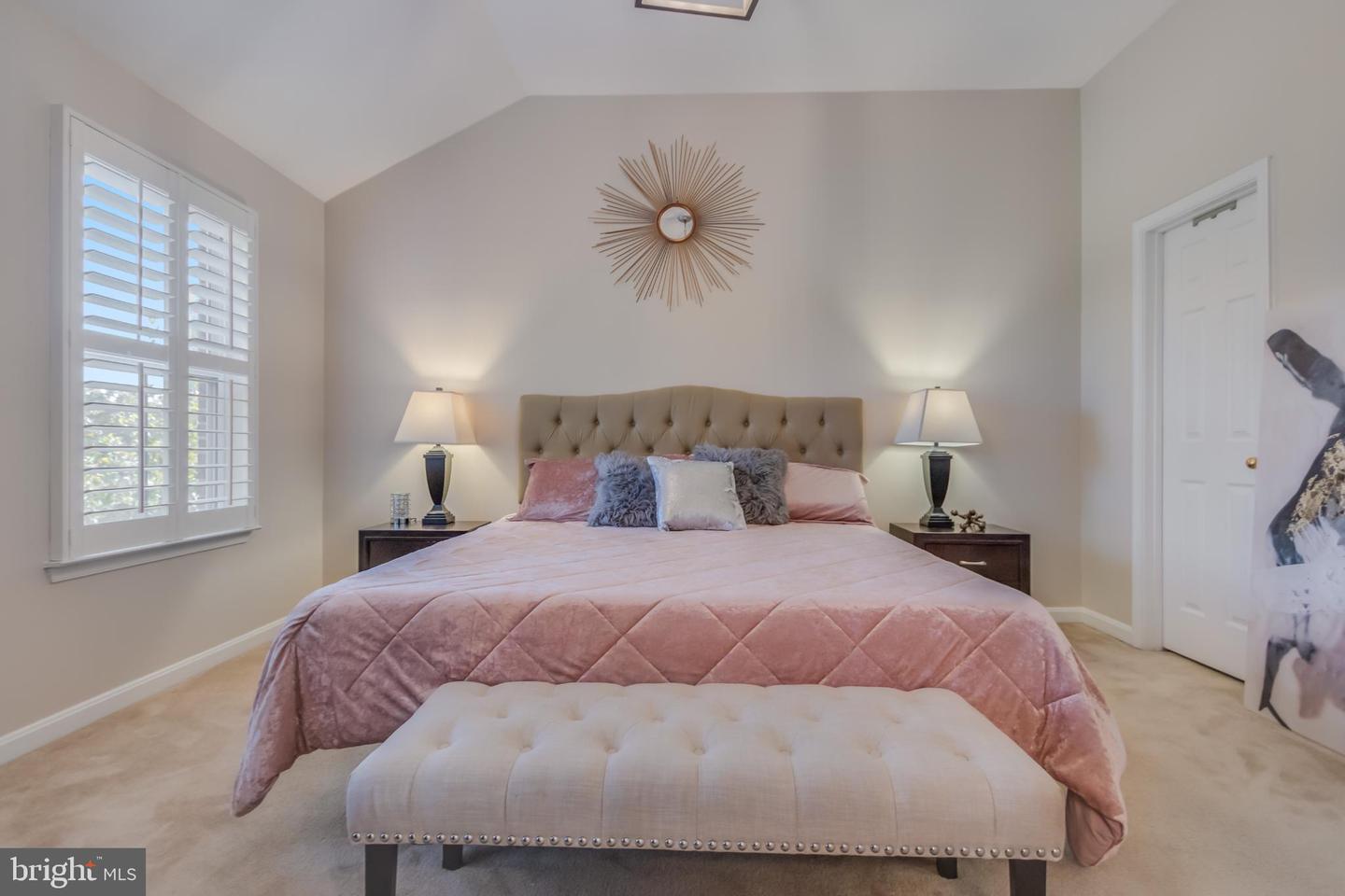 642 BELMONT BAY DR, WOODBRIDGE, Virginia 22191, 3 Bedrooms Bedrooms, 7 Rooms Rooms,3 BathroomsBathrooms,Residential,For sale,642 BELMONT BAY DR,VAPW2103420 MLS # VAPW2103420