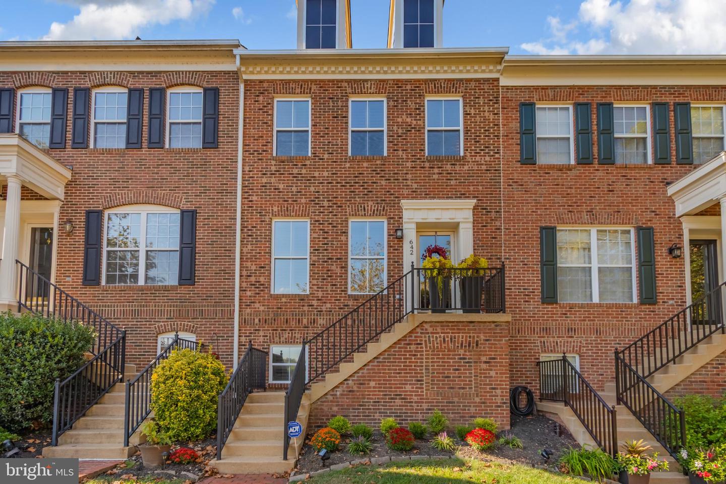 642 BELMONT BAY DR, WOODBRIDGE, Virginia 22191, 3 Bedrooms Bedrooms, 7 Rooms Rooms,3 BathroomsBathrooms,Residential,For sale,642 BELMONT BAY DR,VAPW2103420 MLS # VAPW2103420