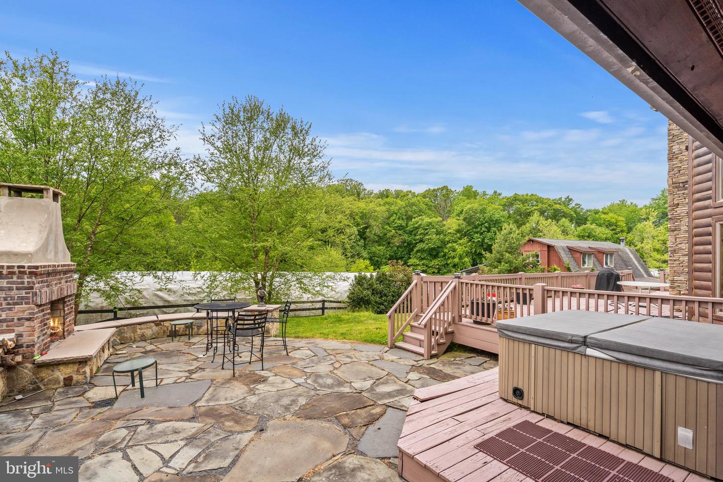 11501 POPES HEAD RD, FAIRFAX, Virginia 22030, ,Land,For sale,11501 POPES HEAD RD,VAFX2268586 MLS # VAFX2268586